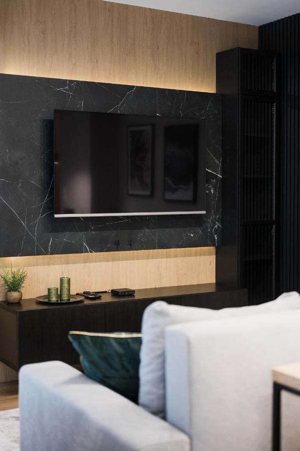 Tauron Arena Apartment With Garage - Krakow Lema Екстер'єр фото