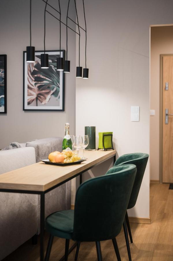 Tauron Arena Apartment With Garage - Krakow Lema Екстер'єр фото