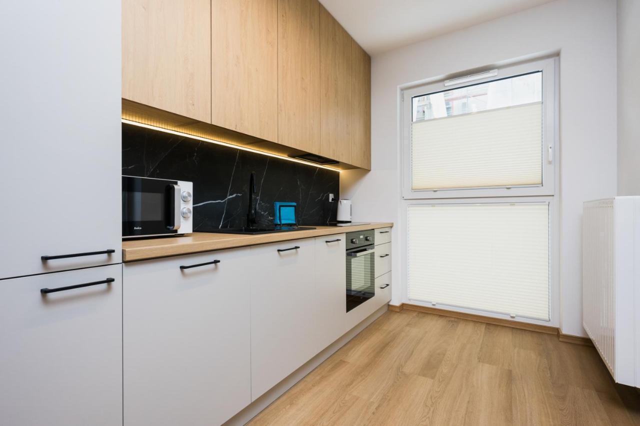 Tauron Arena Apartment With Garage - Krakow Lema Екстер'єр фото