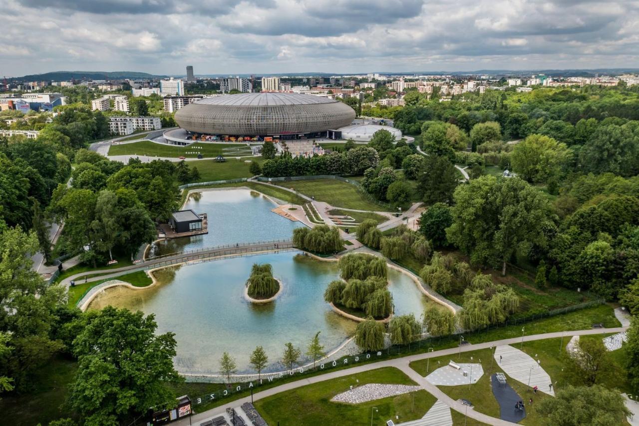 Tauron Arena Apartment With Garage - Krakow Lema Екстер'єр фото