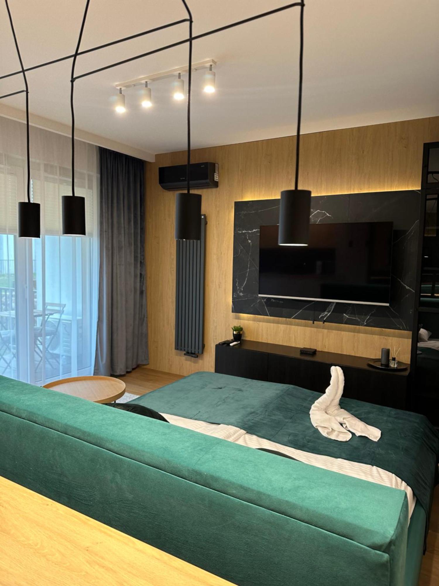 Tauron Arena Apartment With Garage - Krakow Lema Екстер'єр фото