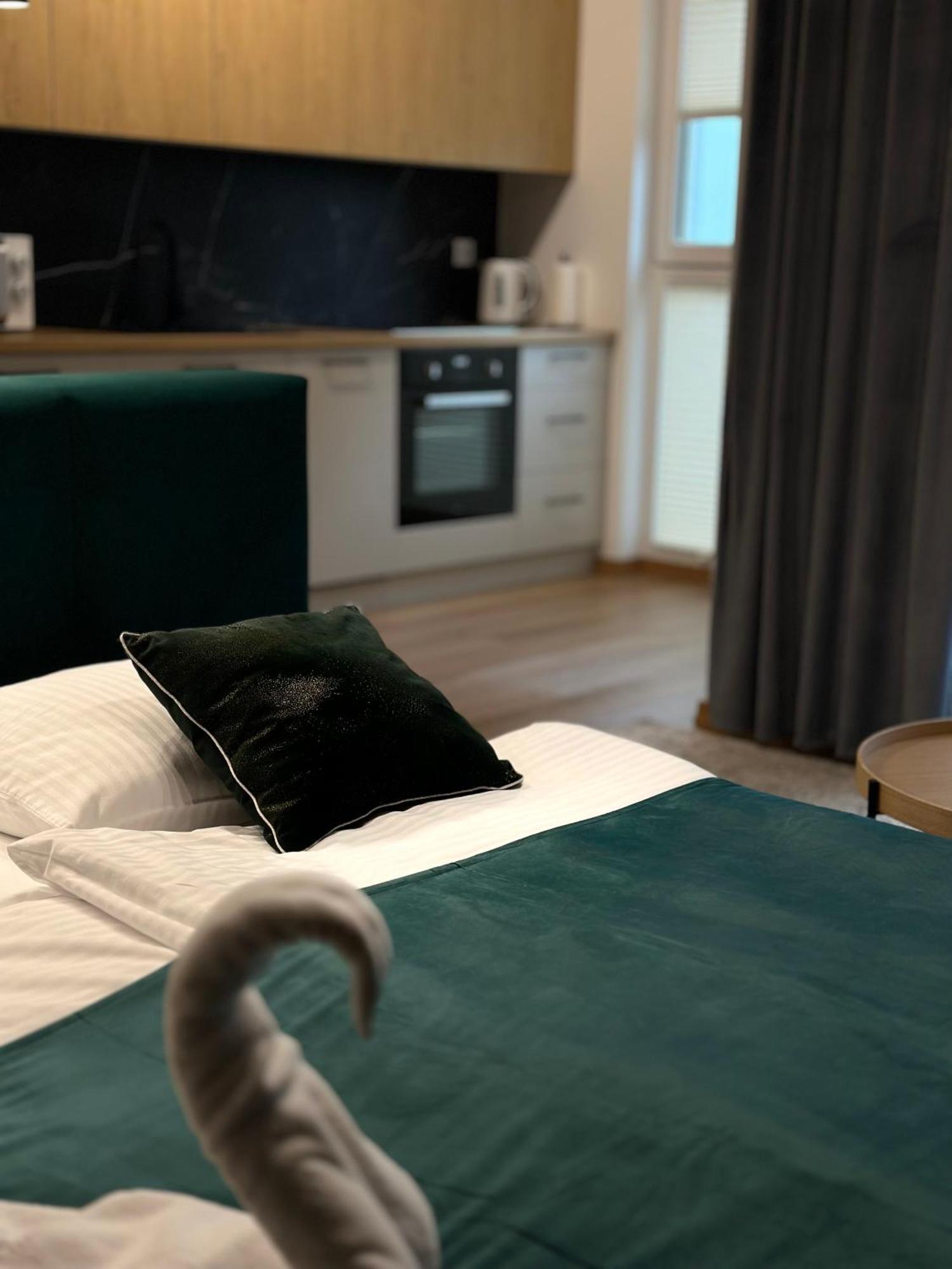 Tauron Arena Apartment With Garage - Krakow Lema Екстер'єр фото