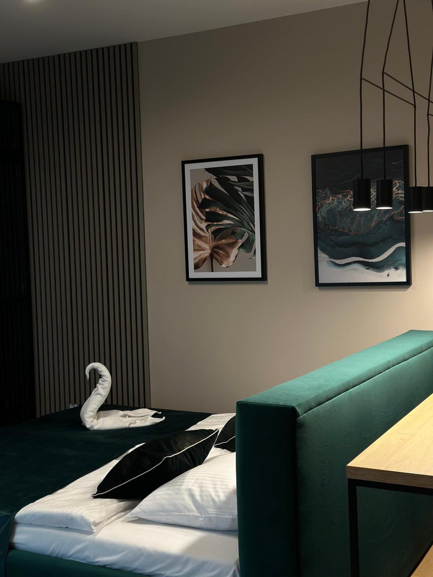 Tauron Arena Apartment With Garage - Krakow Lema Екстер'єр фото