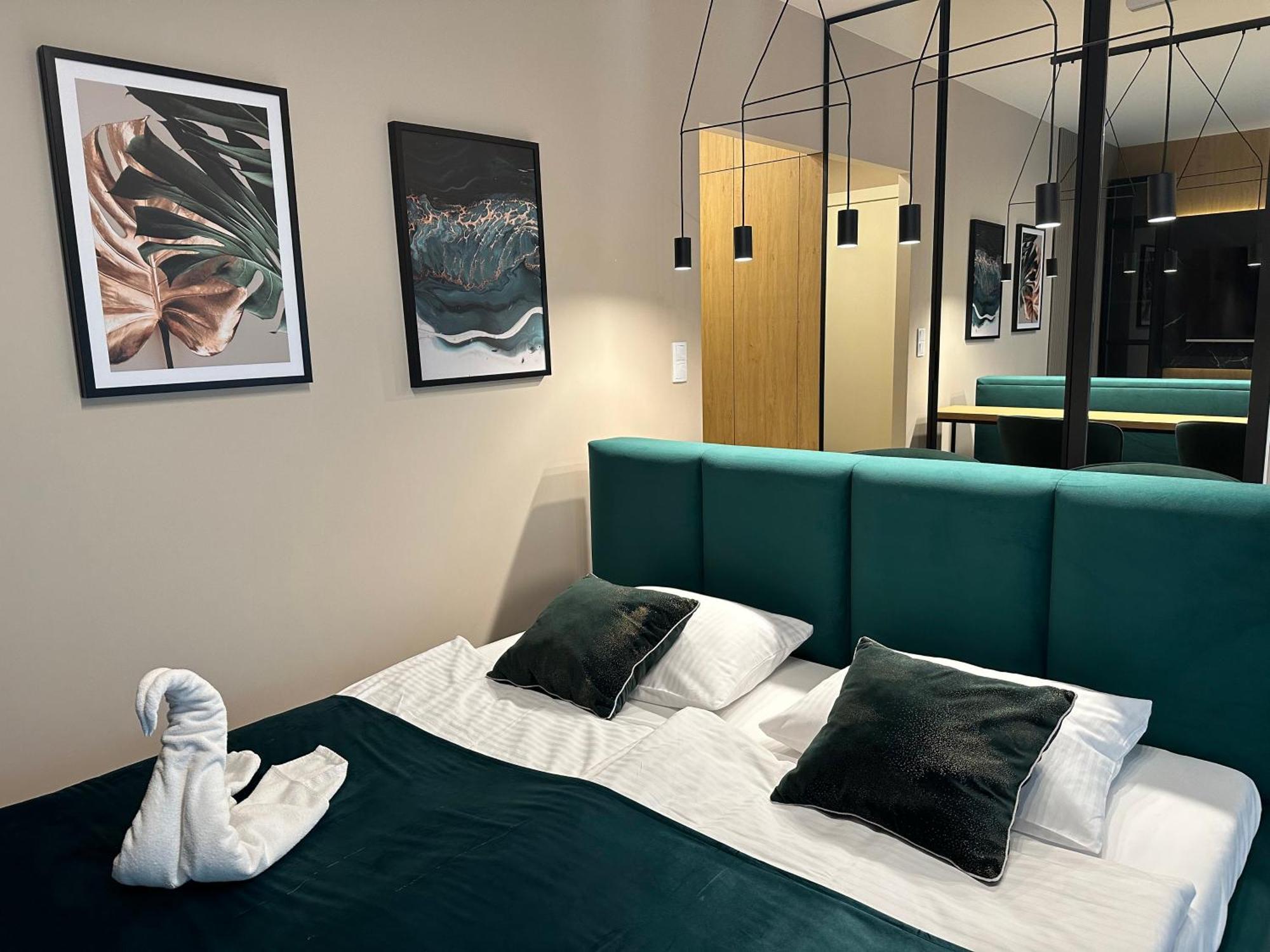 Tauron Arena Apartment With Garage - Krakow Lema Екстер'єр фото